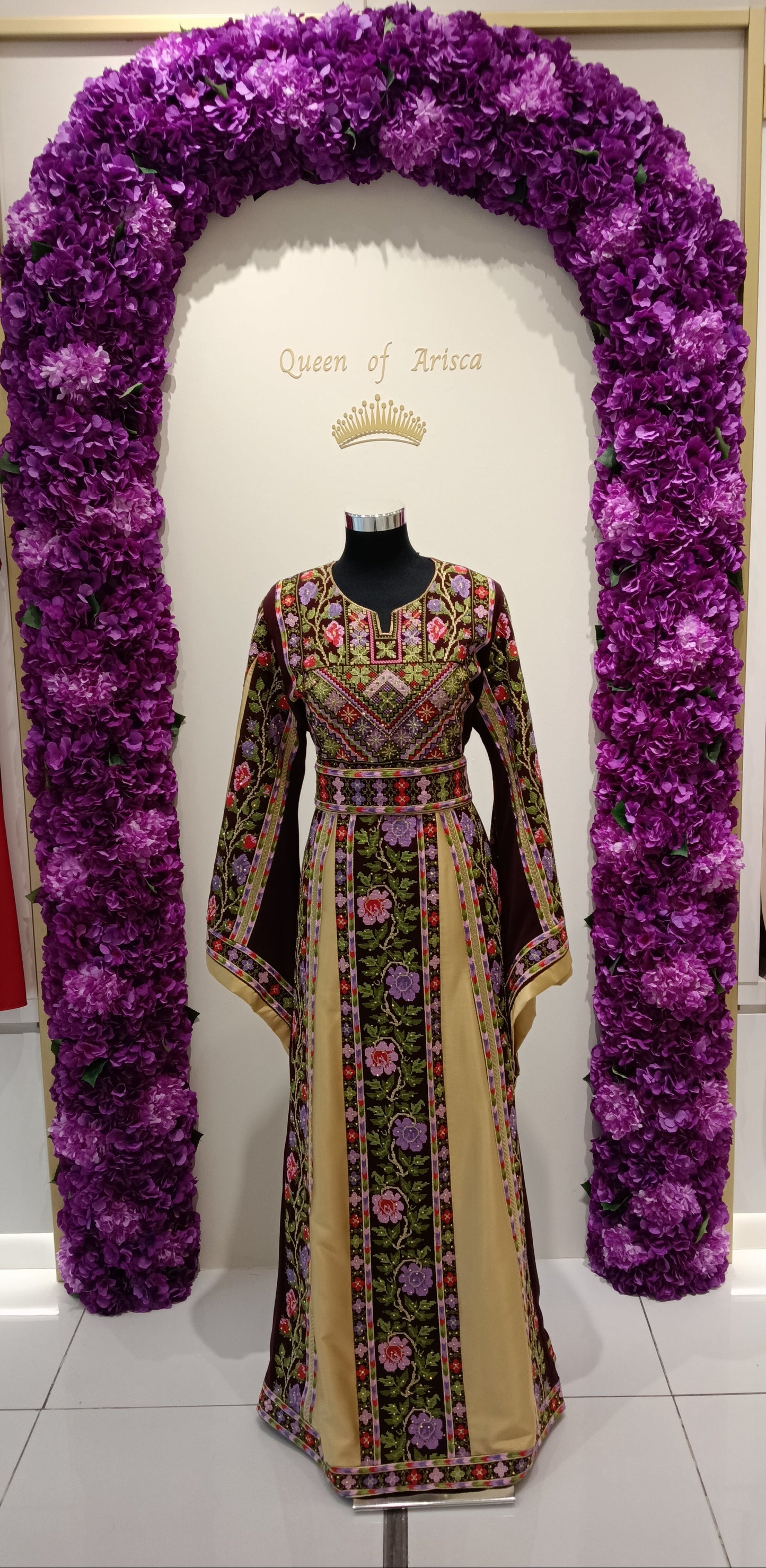 elegant Palestinian thobe in Qatar Burgundy and beige with floral embroidery