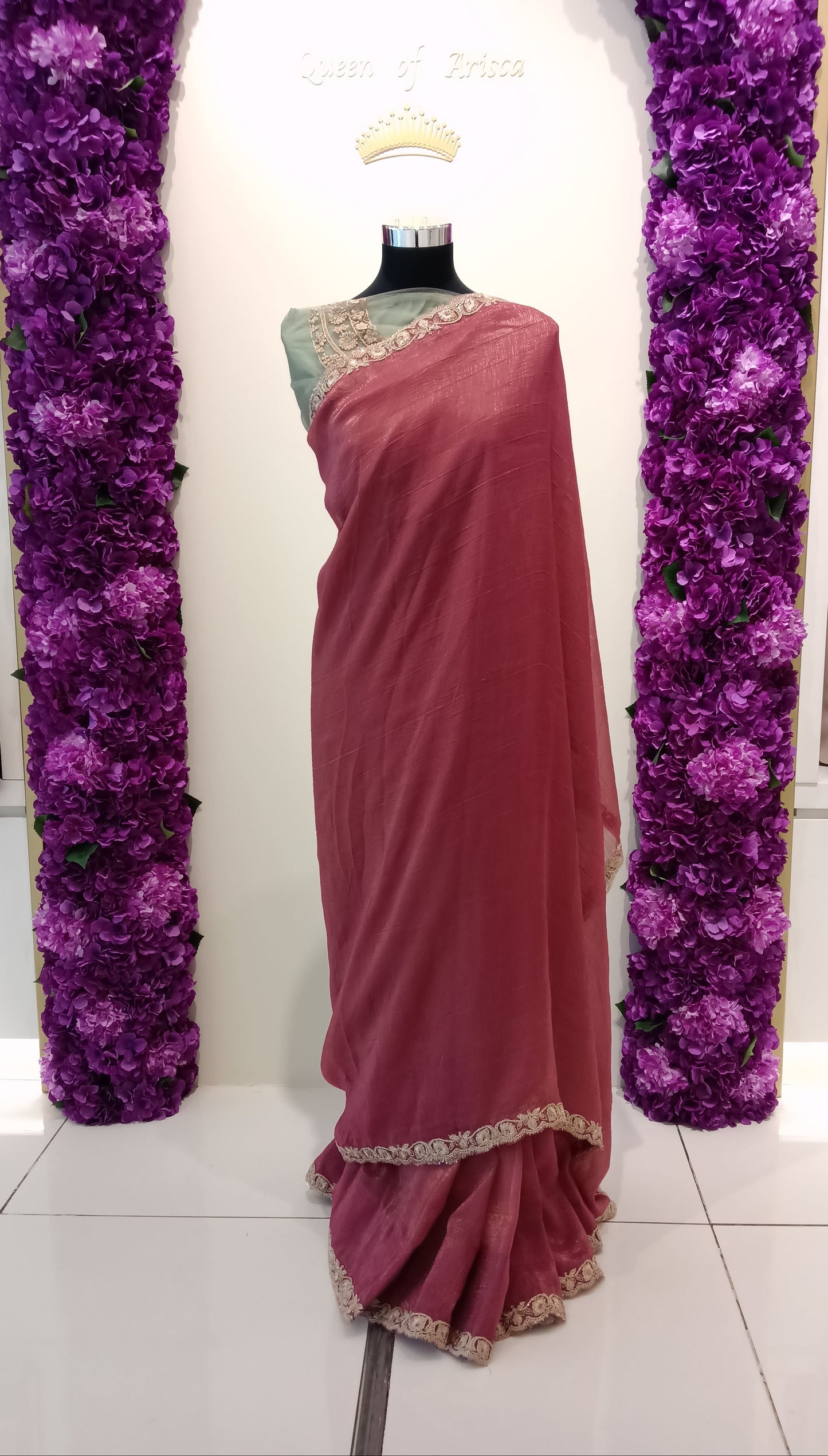dusty rose ready to wear saree in Qatar. Pre stitched with perfect pleats, soft shimmer fabric & gold lace border. Ideal for events & parties.